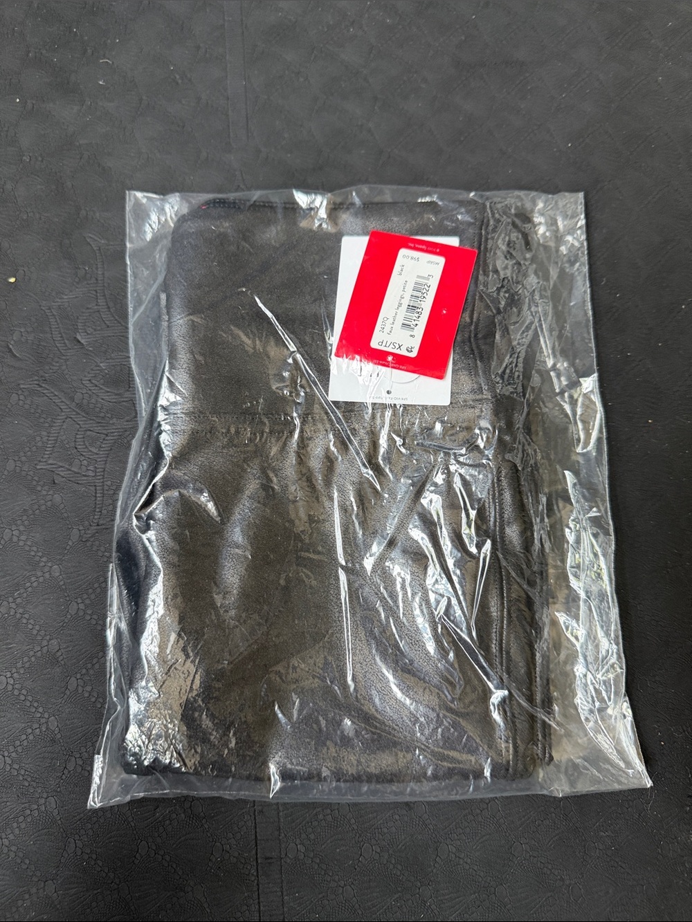 SPANXshape Faux-Leather Leggings NWT - Picture 4 of 4